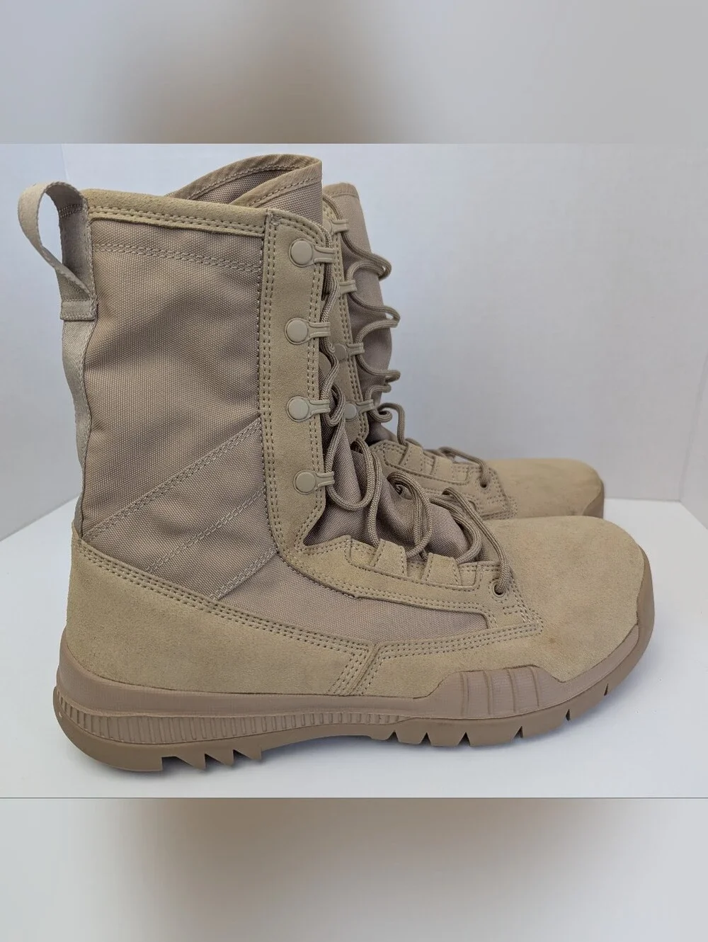Nike SFB Field 8
